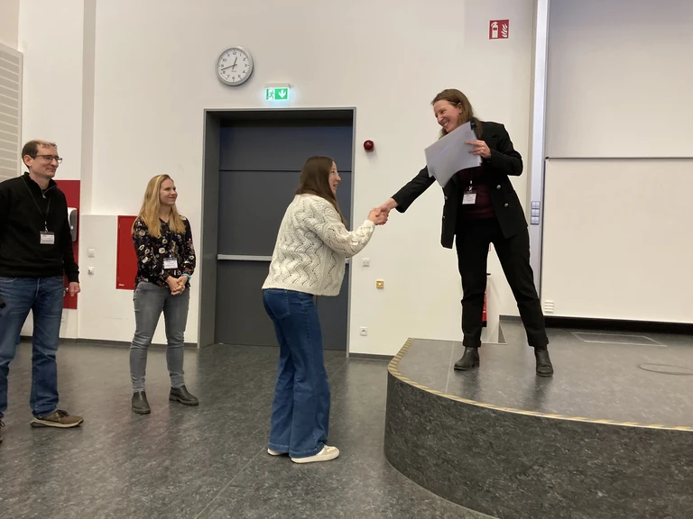 Poster prize 1.jpg